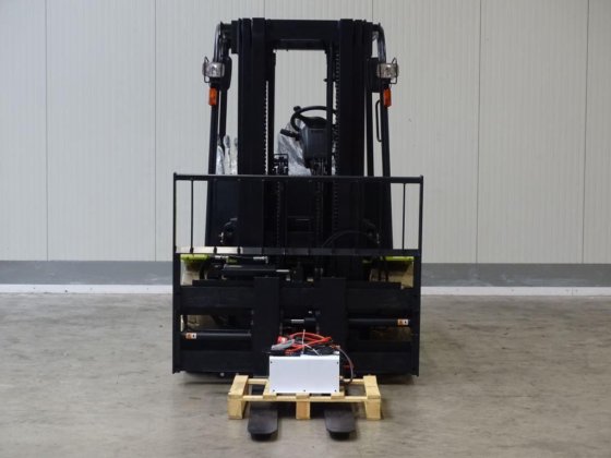 2023 Clark GEX50 - Container