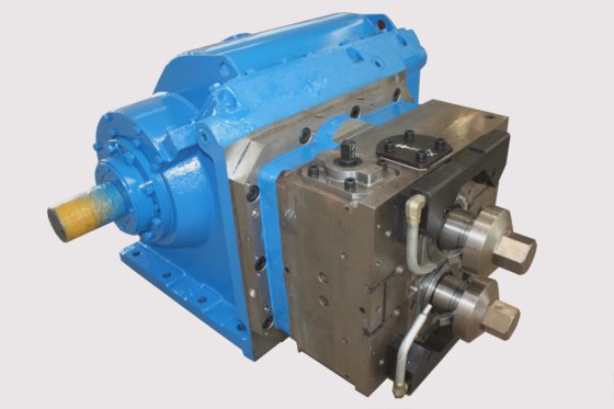 杭集90m轧机生产线用辊箱轧机