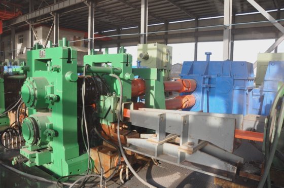杭机二辊轧机