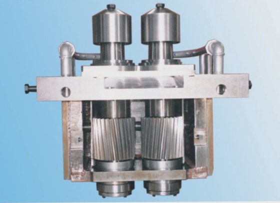 航机再轧机齿轮箱