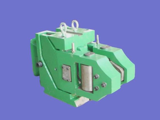 钢厂热轧螺纹钢、线材生产线航机滚柱导轨