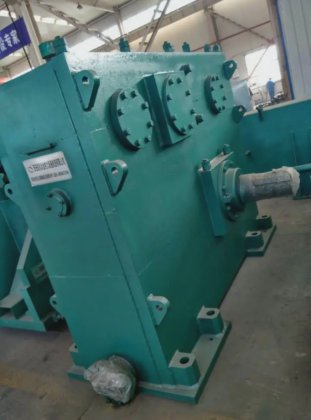 航吉线材轧机减速齿轮箱-1202-02