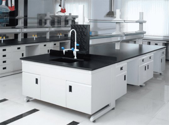 Bancada de Laboratório em Aço