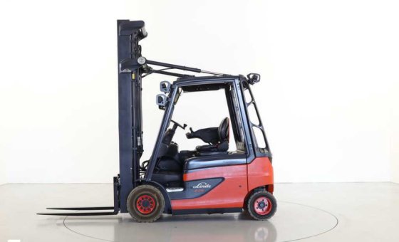 2017 Linde E25-01 387