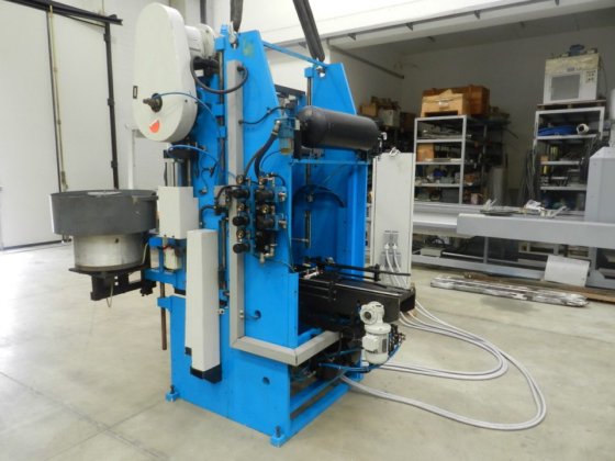 矩形桶的戽斗机