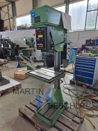 FLOTT 32 STG 立柱钻床