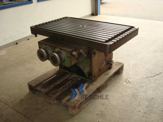 MAHO MH 1000用ユニバーサル回転・チルトテーブル