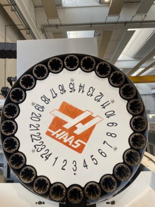 2005年HAAS VF-3SSHE立式加工中心