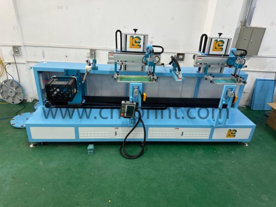 サーボ回転式 2 色の LED 紫外線プラスチック木枠箱スクリーンの印字機