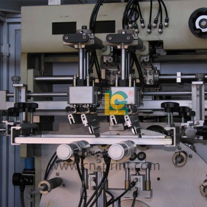 回転式スクリーン印刷機のための 2 色の自動紫外線スクリーン・プリンタの予備品