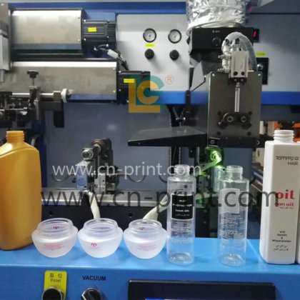 ガラスびん JarCup のプラスチック コップのための自動シルク スクリーンの印字機