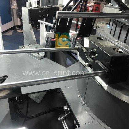 6 色全自动西班牙玻璃瓶丝网印刷机 伺服控制丝网印刷