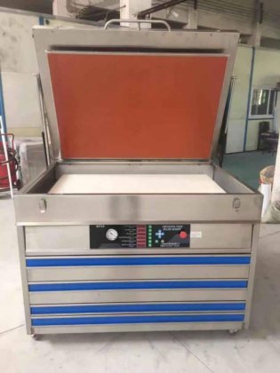 (浮雕/钢底移印树脂版）树脂版印刷机清洗