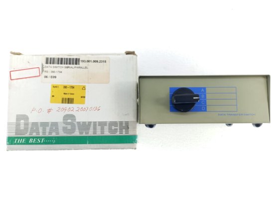 DATA SWITCH RS 390-1704 DATA