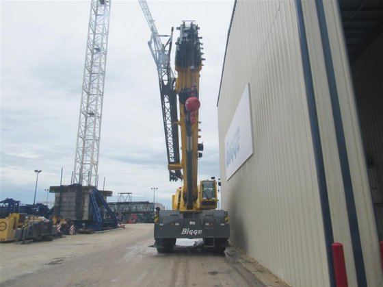 2013 Grove RT890E in Houston,