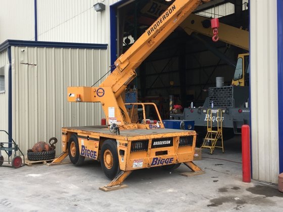 2004 Broderson IC80 in Houston,