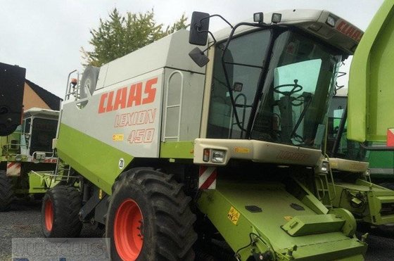CLAAS Lexion 450 Combine harvester