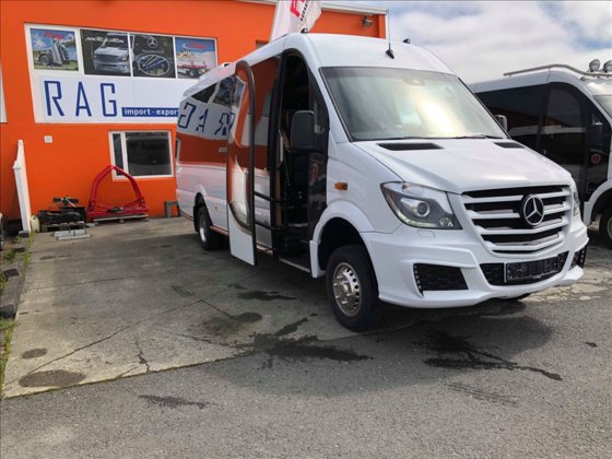 18 Mercedes Benz Sprinter 519 4x4 In Hafnarfjordur Iceland