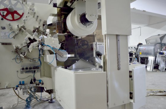1995 Theegarten Pactec EK2 High Capacity Double Twist Wrapper in Chouf ...