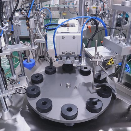 Semi-Automatic Plastic Tube Filling and