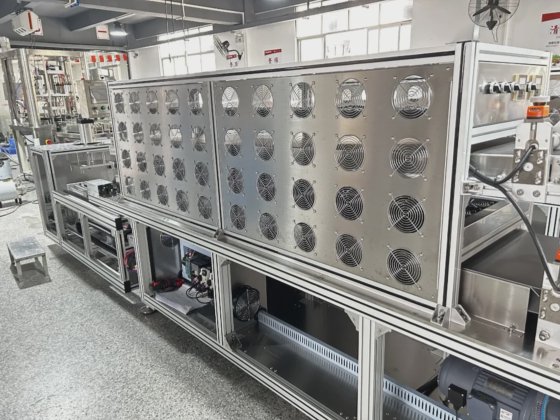 Máquina automática de formación y