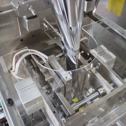 Máquina Automática de Enchimento e