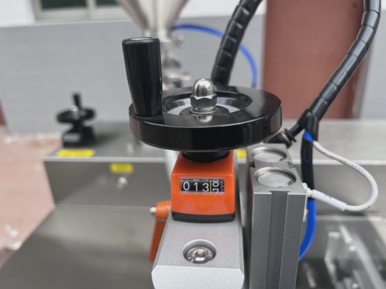 Soft Tube Filling and Sealing