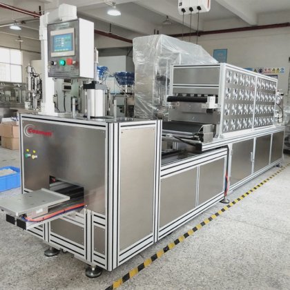 Máquina para hacer y llenar