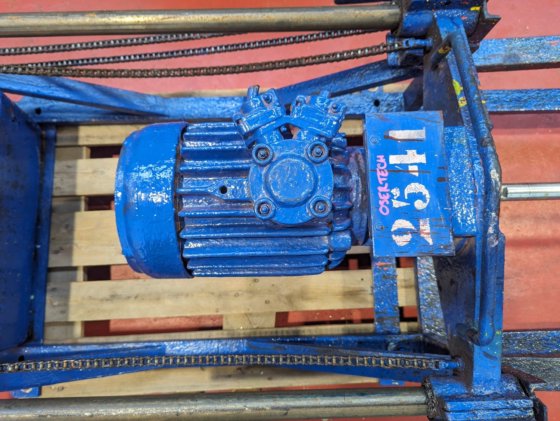 带壁支撑的溶解器