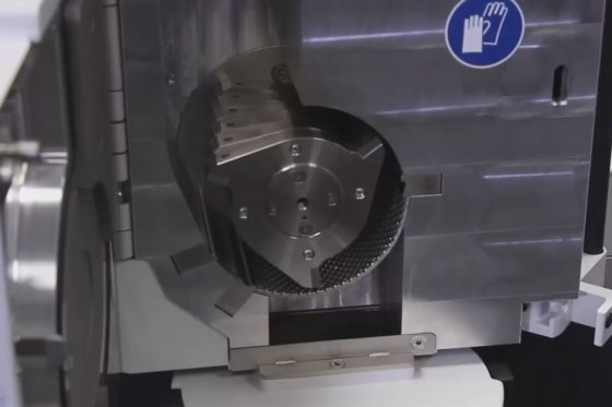 カッティングミル SM 200 幅広い用途に対応する汎用標準機