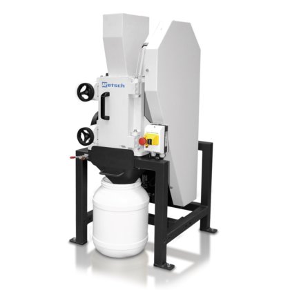 颚式粉碎仪 BB 250 最符合人体工程学的操控模式