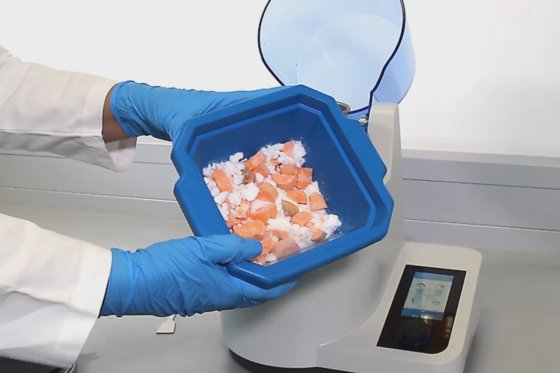 刀式混和研磨仪 GRINDOMIX GM 200 专业食品样品制备