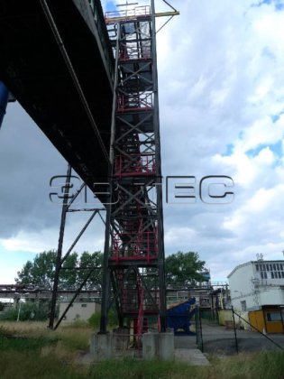 プレウサグ・ノエル階段塔機械