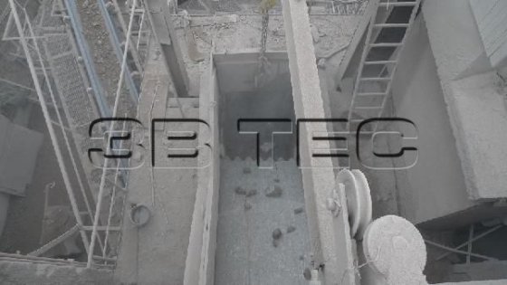 克虏伯15D颚式破碎机