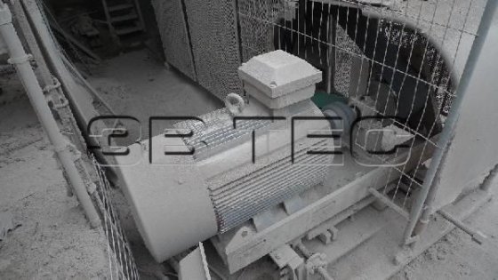 克虏伯15D颚式破碎机