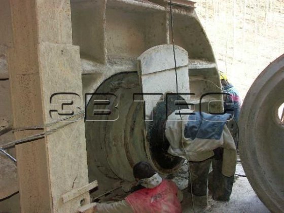 克虏伯15D颚式破碎机