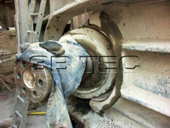 克虏伯15D颚式破碎机