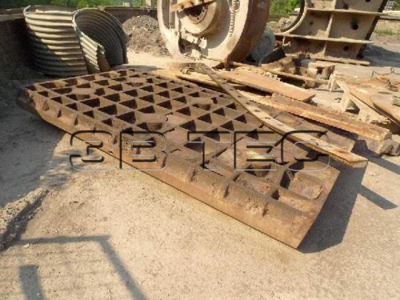 克虏伯15D颚式破碎机