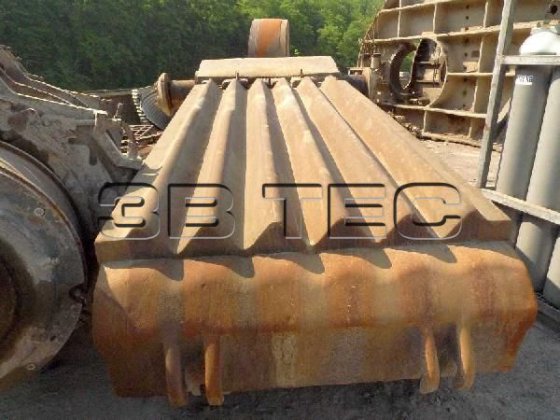 克虏伯15D颚式破碎机