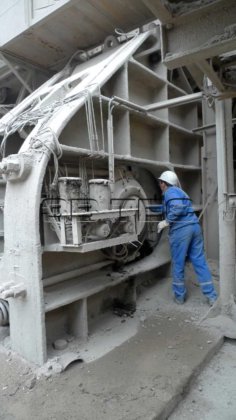 克虏伯15D颚式破碎机