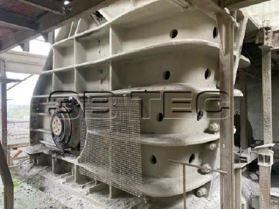 克虏伯15D颚式破碎机