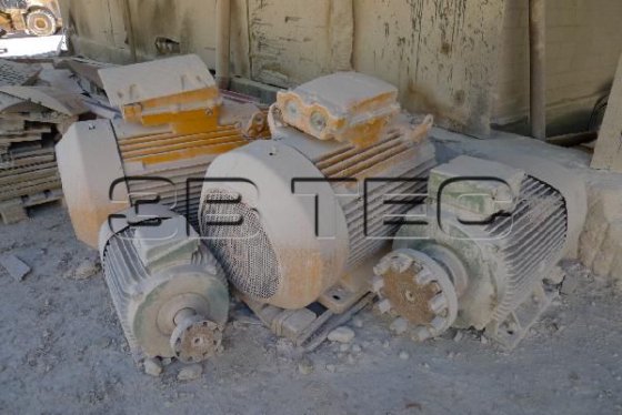 KLÖCKNER-BECORIT SW 1650反击式辊式破碎机