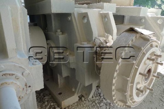 KLÖCKNER-BECORIT SW 1650反击式辊式破碎机