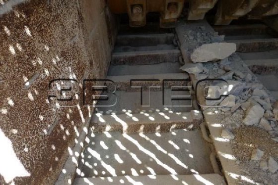 KLÖCKNER-BECORIT SW 1650反击式辊式破碎机