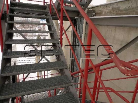 プレウサグ・ノエル階段塔機械