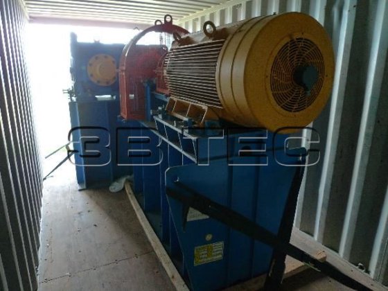 SEWモーターとギアボックス