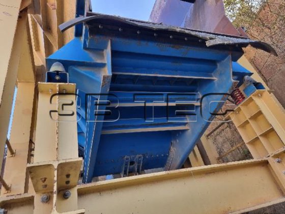 KRUPP 进料斗机械