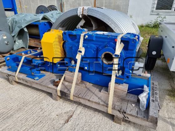 ティッセンクルップ社製ローラーグレードスクリーニングプラント