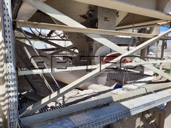 托维斯坦干式搅拌站机械