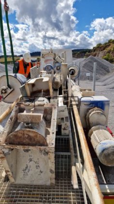 托维斯坦干式搅拌站机械